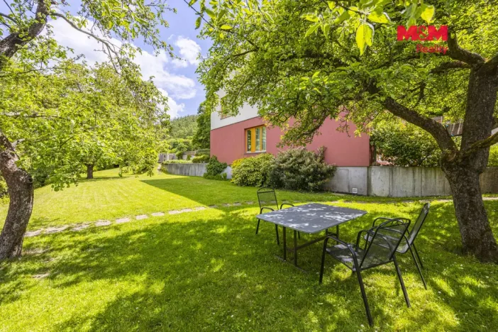 Prodej rodinného domu, Praha - Dejvice, V Šáreckém údolí, 230 m2