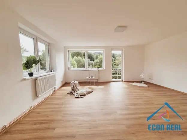 Prodej vícegeneračního domu, Stará Paka - Ústí, 300 m2