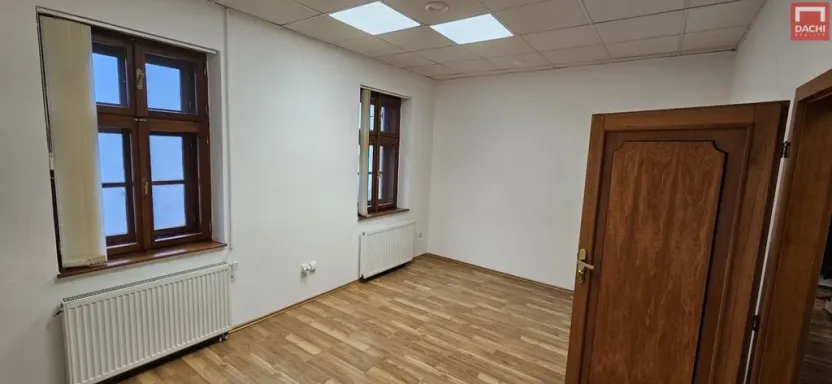 Pronájem kanceláře, Olomouc, Barvířská, 55 m2