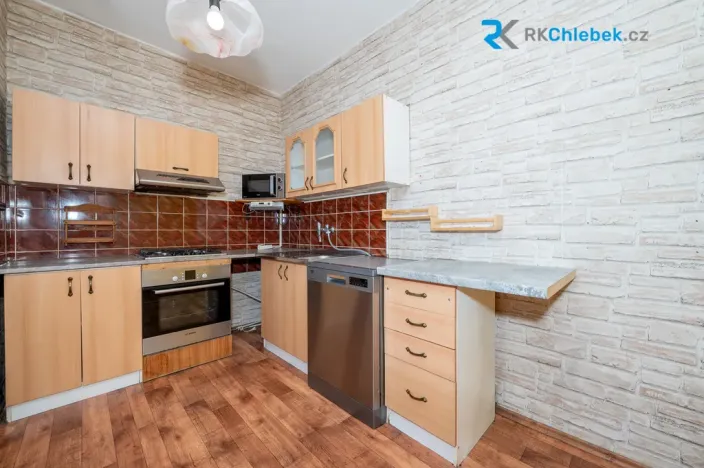 Prodej bytu 3+1, Paskov, Fučíkova, 71 m2