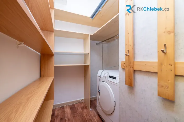 Prodej bytu 3+1, Paskov, Fučíkova, 71 m2