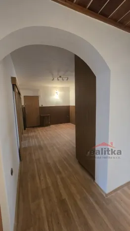 Pronájem bytu 3+1, Opava - Předměstí, Dostojevského, 108 m2