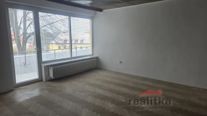 Pronájem bytu 3+1, Opava - Předměstí, Dostojevského, 108 m2