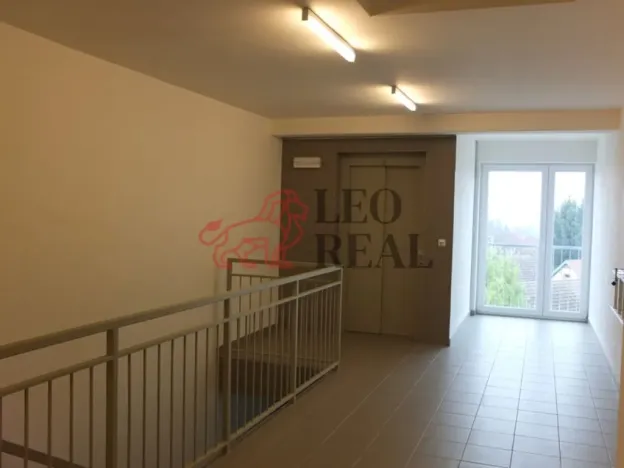 Pronájem bytu 2+kk, Praha - Kolovraty, K Říčanům, 59 m2