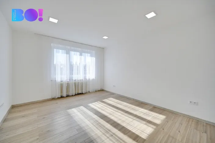 Prodej bytu 3+1, Šumperk, nám. Republiky, 27 m2