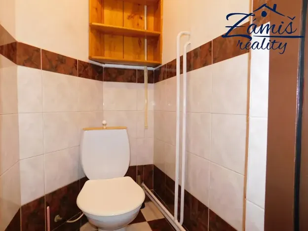 Pronájem bytu 1+kk, Kladno, gen. Klapálka, 33 m2