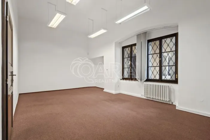 Pronájem kanceláře, Praha - Staré Město, Konviktská, 371 m2