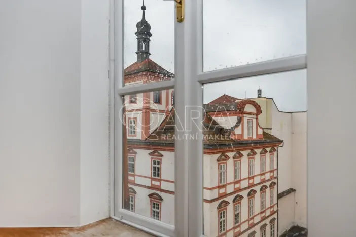 Pronájem kanceláře, Praha - Staré Město, Konviktská, 135 m2
