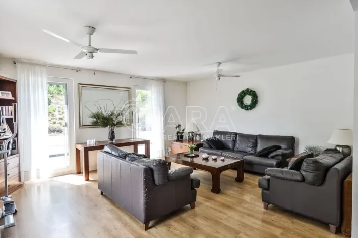 Prodej rodinného domu, Tuchoměřice, Dubová, 199 m2