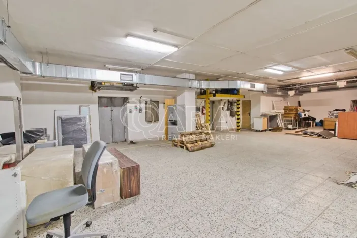 Pronájem skladu, Praha - Chodov, Roztylská, 350 m2