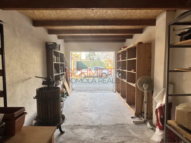Prodej garáže, Břeclav, Pyskatého, 21 m2