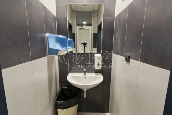 Pronájem kanceláře, Praha - Třebonice, Sárská, 350 m2