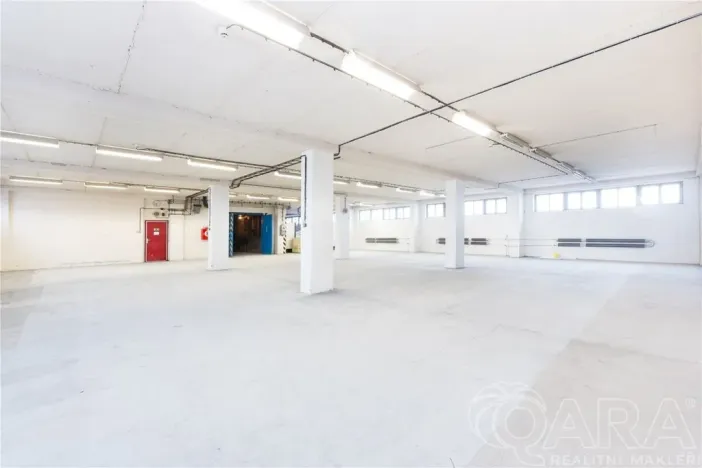 Pronájem skladu, Planá nad Lužnicí, Chýnovská, 674 m2