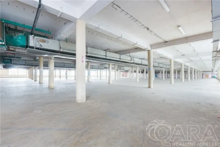 Pronájem skladu, Písek, U Vodárny, 4000 m2