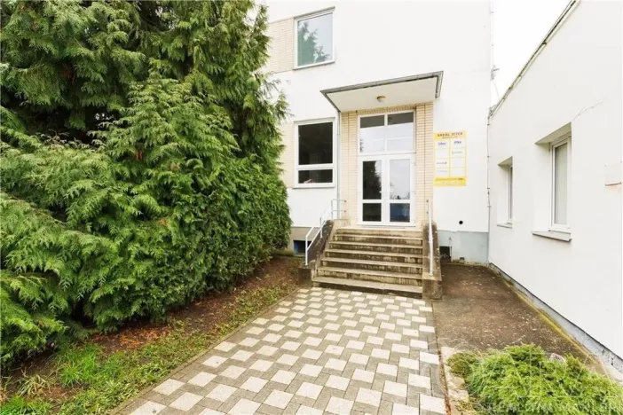 Pronájem kanceláře, Písek, U Vodárny, 614 m2