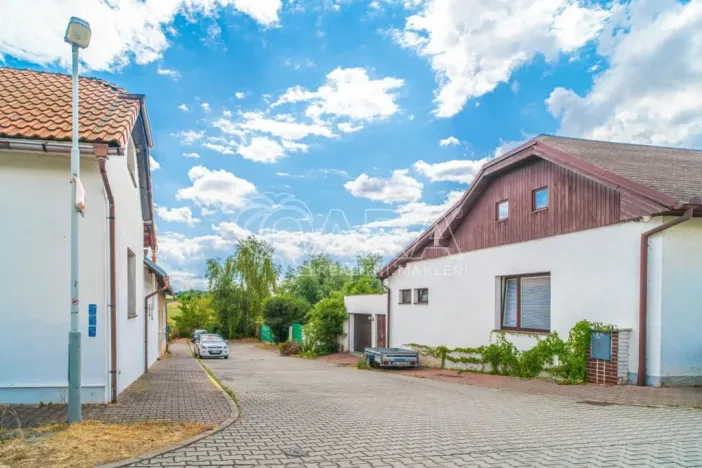 Prodej rodinného domu, Praha - Běchovice, Nad propustí, 268 m2