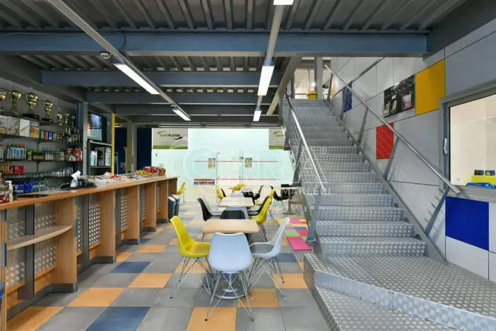 Prodej komerční nemovitosti, Praha - Háje, Květnového vítězství, 1285 m2