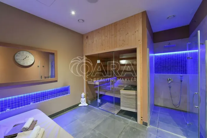 Prodej komerční nemovitosti, Praha - Háje, Květnového vítězství, 1285 m2