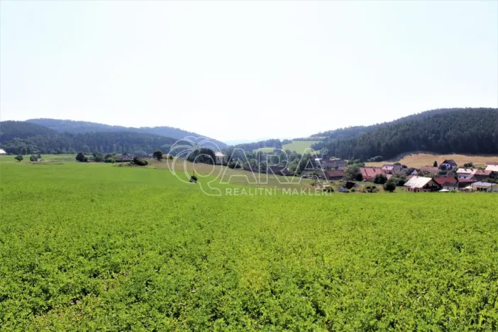 Prodej pozemku pro bydlení, Obory, 41779 m2