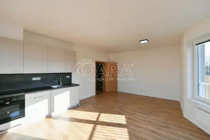 Pronájem bytu 1+kk, Benešov, Suchánkova, 33 m2