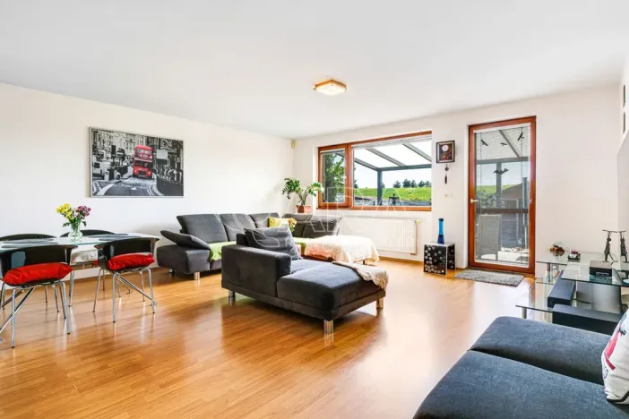 Prodej rodinného domu, Zeleneč, U Lesoparku, 174 m2