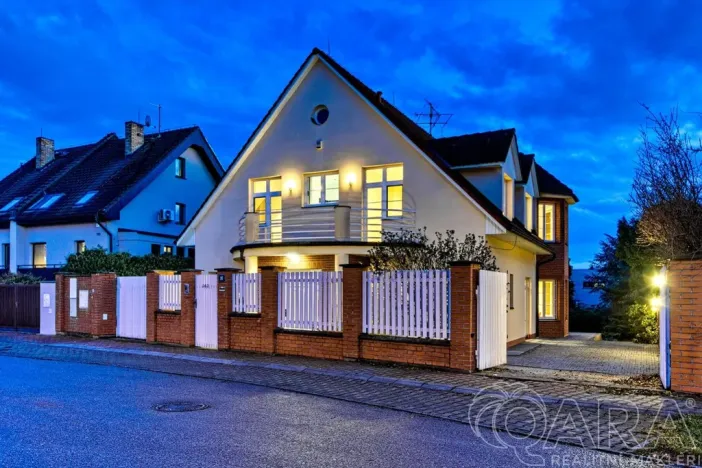 Prodej rodinného domu, Praha - Libuš, Betáňská, 509 m2