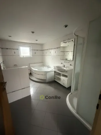 Pronájem bytu 4+1, Doudleby nad Orlicí, U Parku, 94 m2