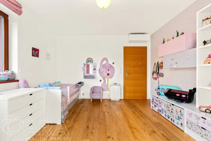 Prodej rodinného domu, Roztoky, Zvoncová, 153 m2