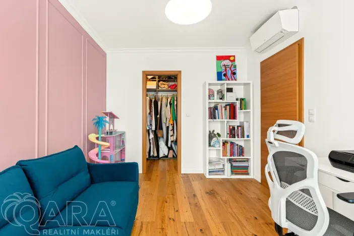 Prodej rodinného domu, Roztoky, Zvoncová, 153 m2