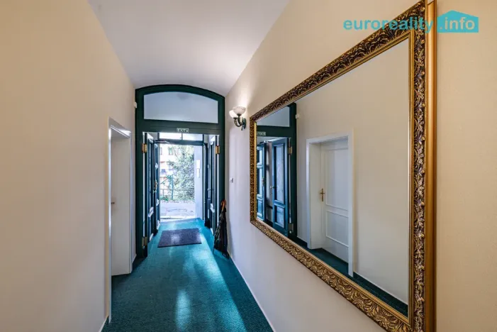 Pronájem ubytování, Karlovy Vary, Libušina, 340 m2