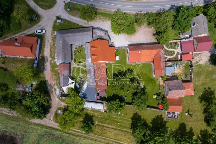 Prodej ubytování, Brod nad Dyjí, 588 m2