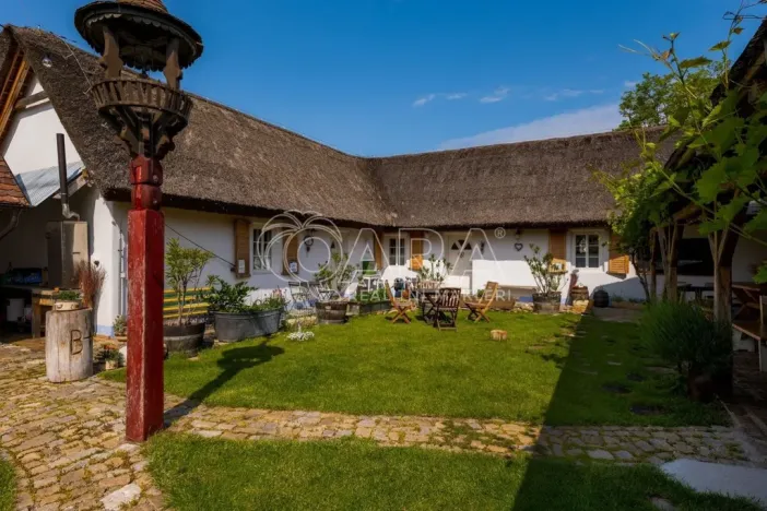 Prodej ubytování, Brod nad Dyjí, 588 m2