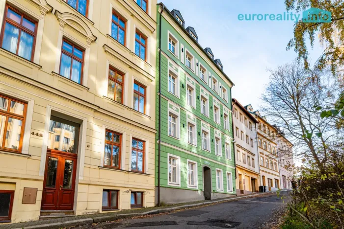 Pronájem bytu 2+1, Karlovy Vary, Libušina, 65 m2