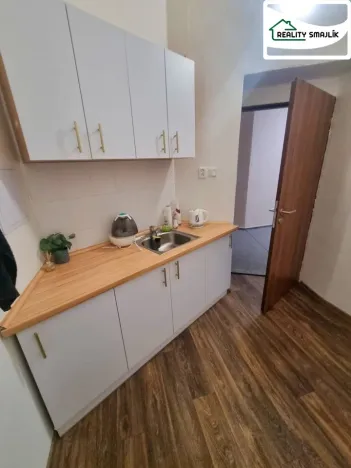 Pronájem kanceláře, Cheb, Svobody, 39 m2