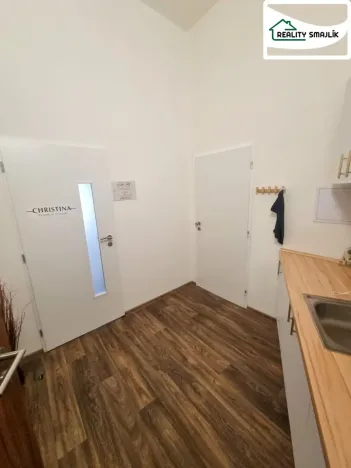 Pronájem kanceláře, Cheb, Svobody, 39 m2