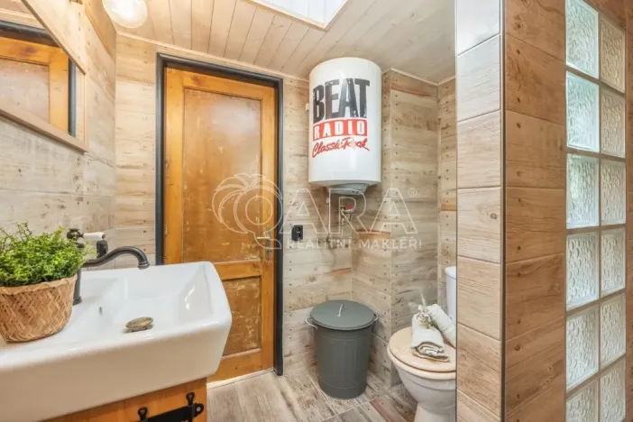 Prodej chaty, Český Šternberk, 44 m2