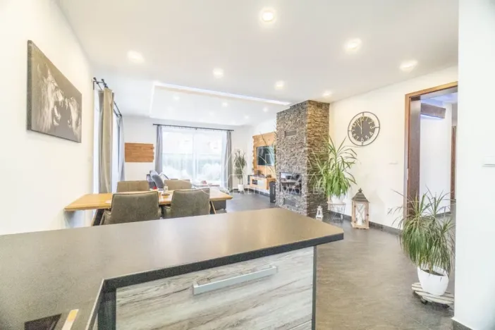 Prodej rodinného domu, Rožmitál pod Třemšínem - Zalány, 180 m2