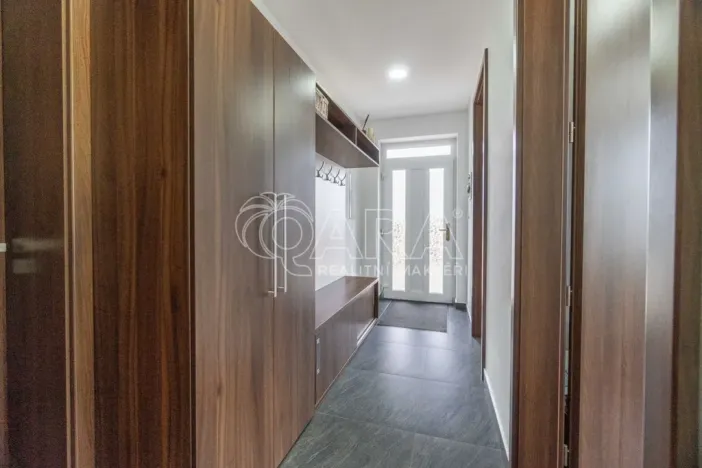 Prodej rodinného domu, Rožmitál pod Třemšínem - Zalány, 180 m2