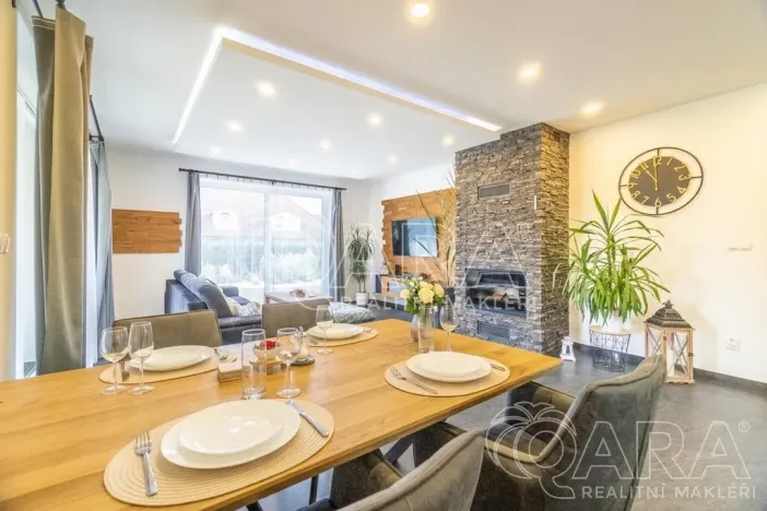 Prodej rodinného domu, Rožmitál pod Třemšínem - Zalány, 180 m2
