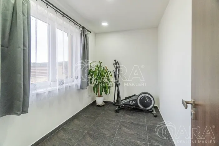 Prodej rodinného domu, Rožmitál pod Třemšínem - Zalány, 180 m2