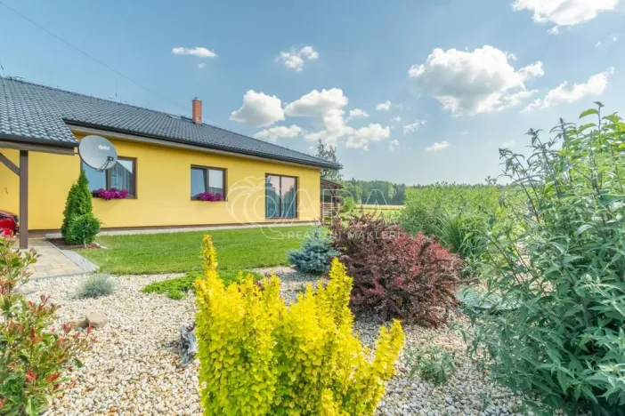 Prodej rodinného domu, Rožmitál pod Třemšínem - Zalány, 180 m2