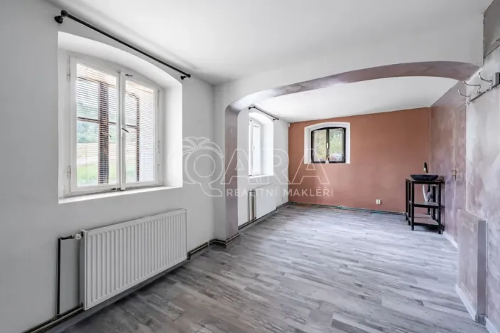 Prodej rodinného domu, Žandov - Radeč, 250 m2