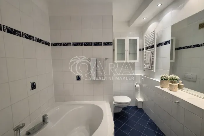 Pronájem bytu 5+1, Praha - Libuš, Zbudovská, 120 m2