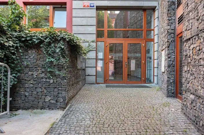 Pronájem bytu 2+kk, Praha - Libeň, Novákových, 60 m2