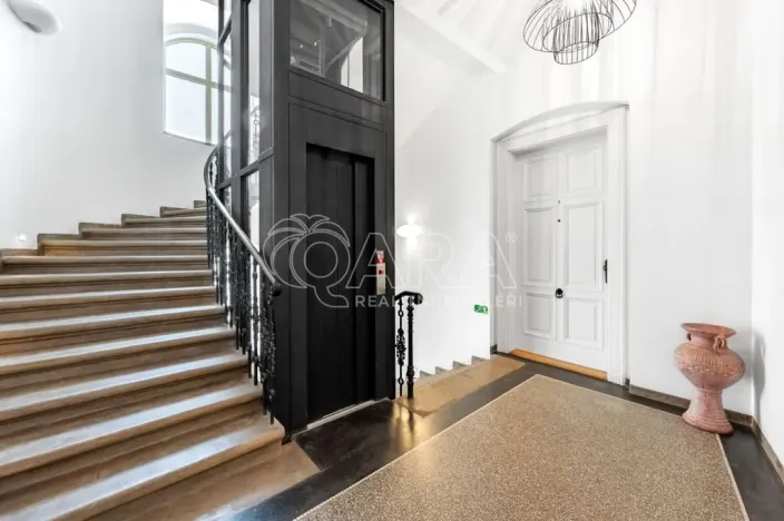 Pronájem bytu 3+kk, Praha - Nové Město, Truhlářská, 186 m2