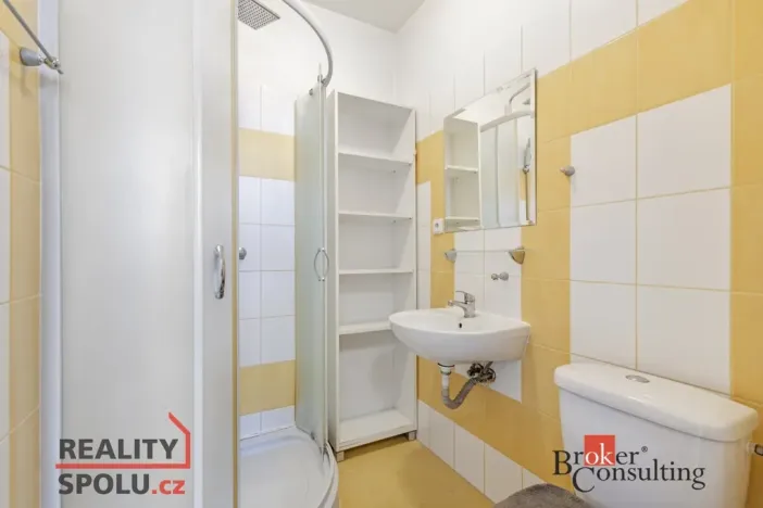 Pronájem bytu 2+1, Břeclav - Poštorná, třída 1. máje, 54 m2