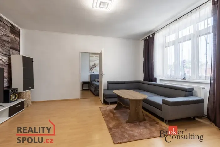 Pronájem bytu 2+1, Břeclav - Poštorná, třída 1. máje, 54 m2