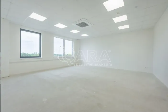 Pronájem skladu, Divišov, 2922 m2