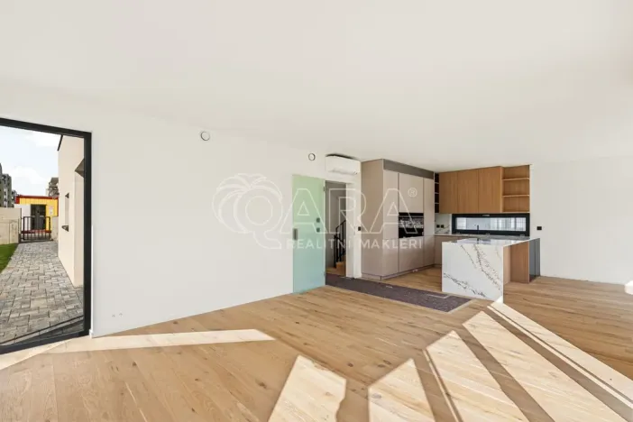 Prodej rodinného domu, Praha - Chodov, Mračská, 288 m2