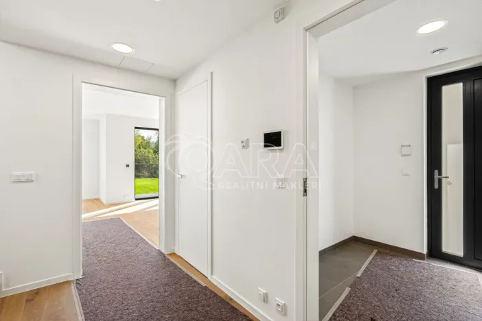 Prodej rodinného domu, Praha - Chodov, Mračská, 288 m2